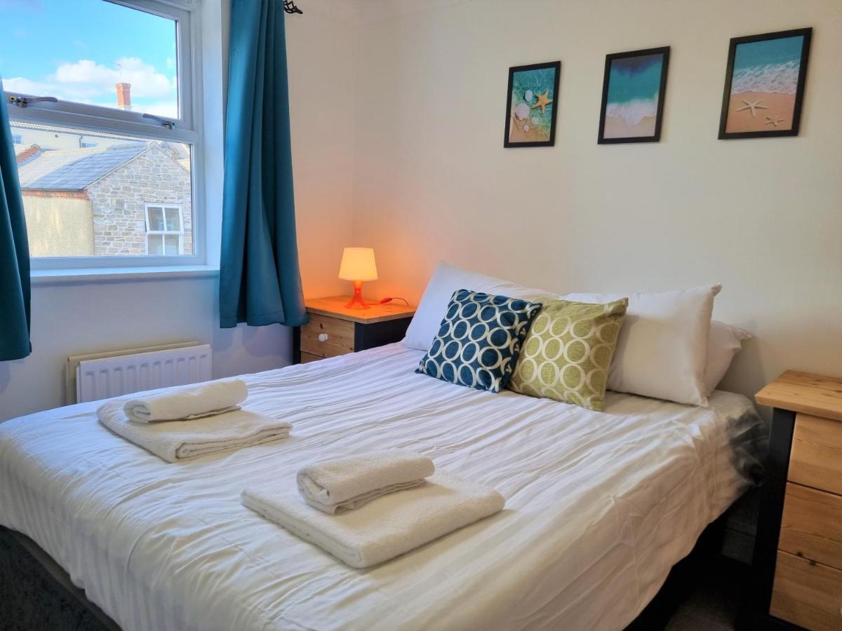 Godwin Court Apartments Суиндон Экстерьер фото